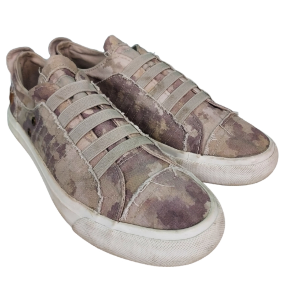 Blowfish Camo no lace shoes, women's size 8.5, brown